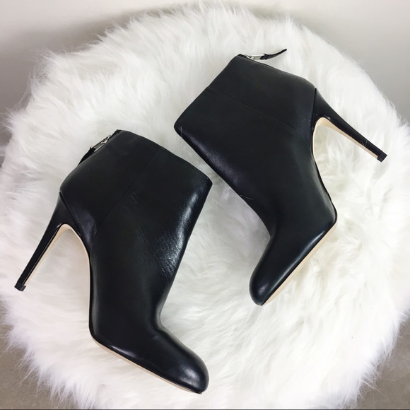 Sam Edelman Shoes - Sam Edelman black leather booties 9